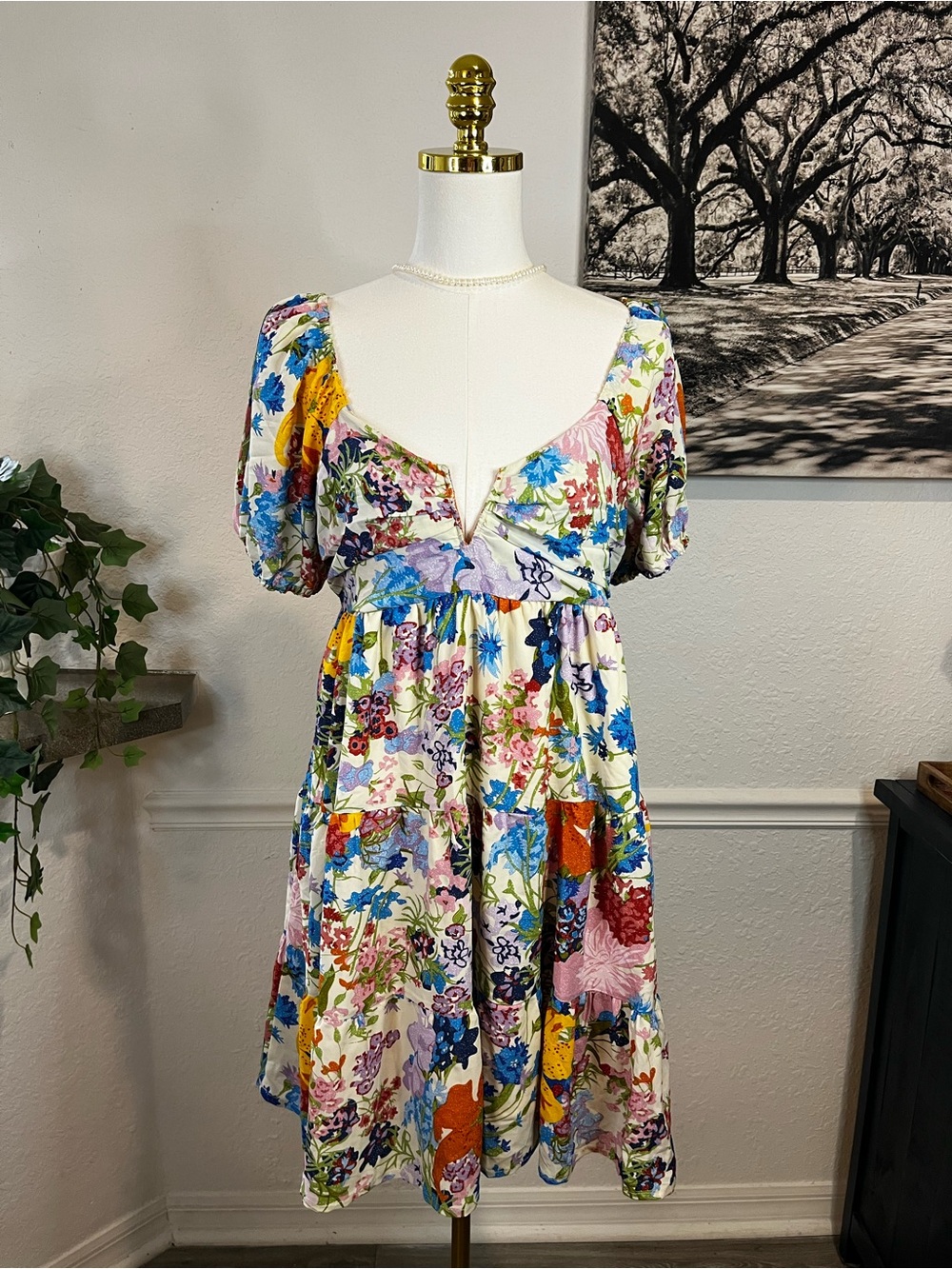 entro Multicolor Floral Mini Dress with Puff Sleeves